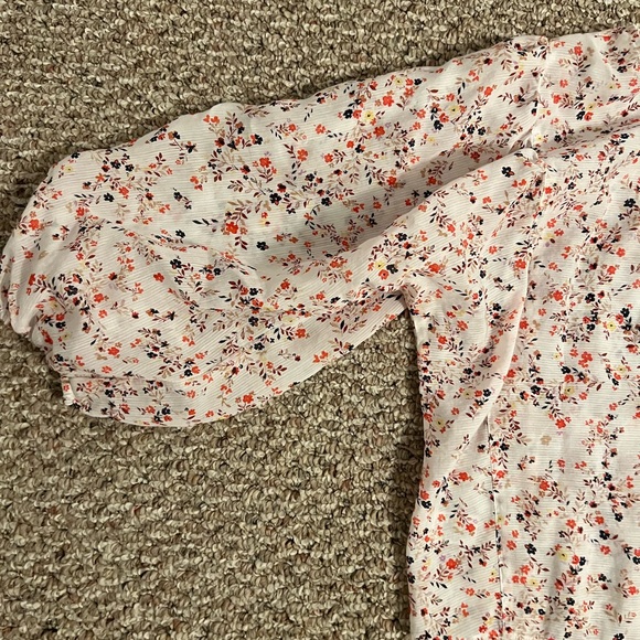 Ann Taylor long sleeve blouse - Picture 4 of 4